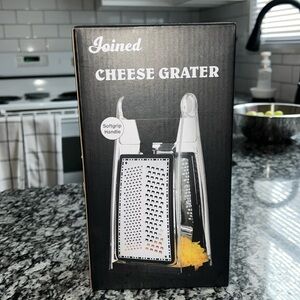 Joined cheese grater